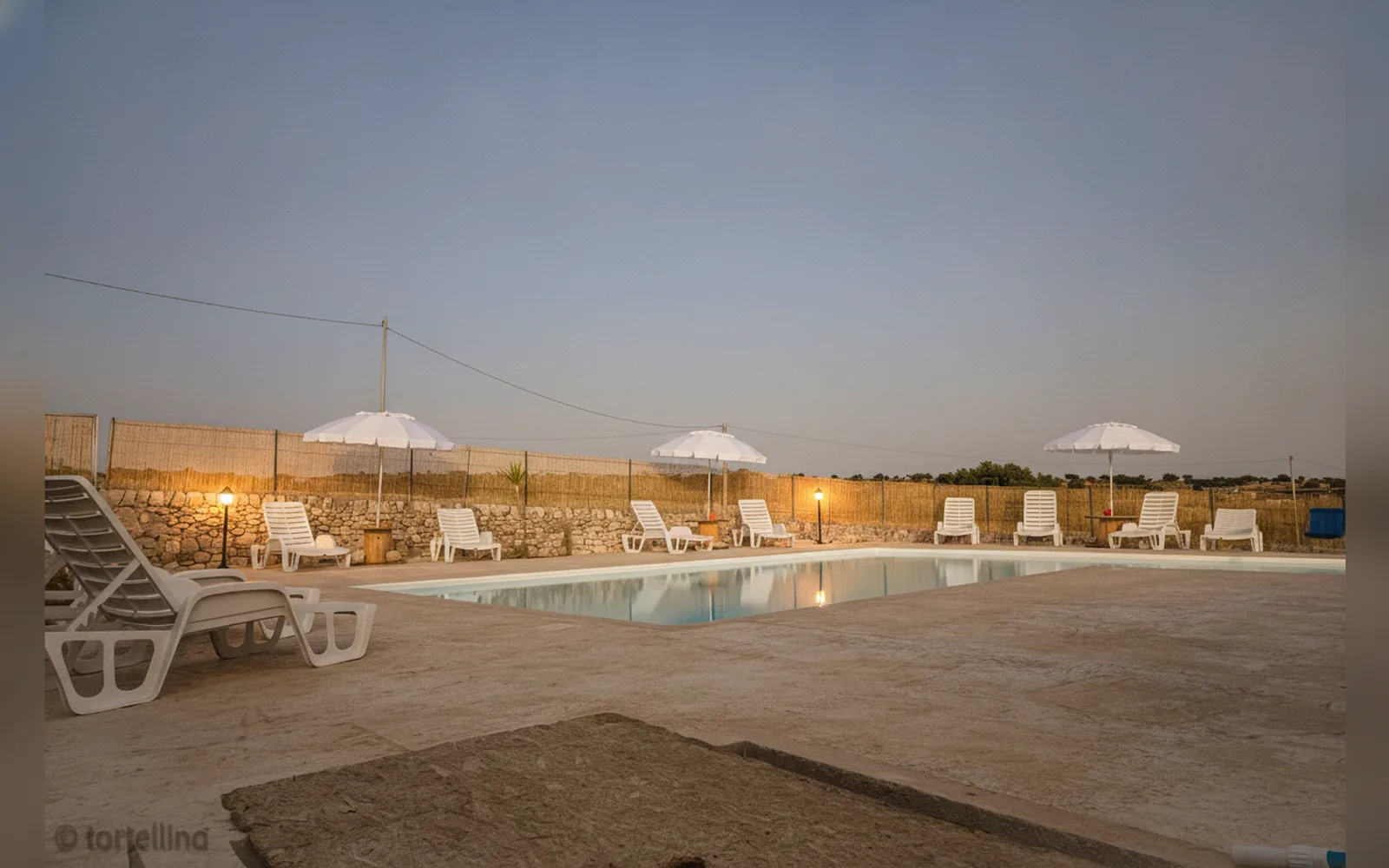 Piscina privata — A Valata di Donnafugata, Ragusa (Sicilia) (foto 13)