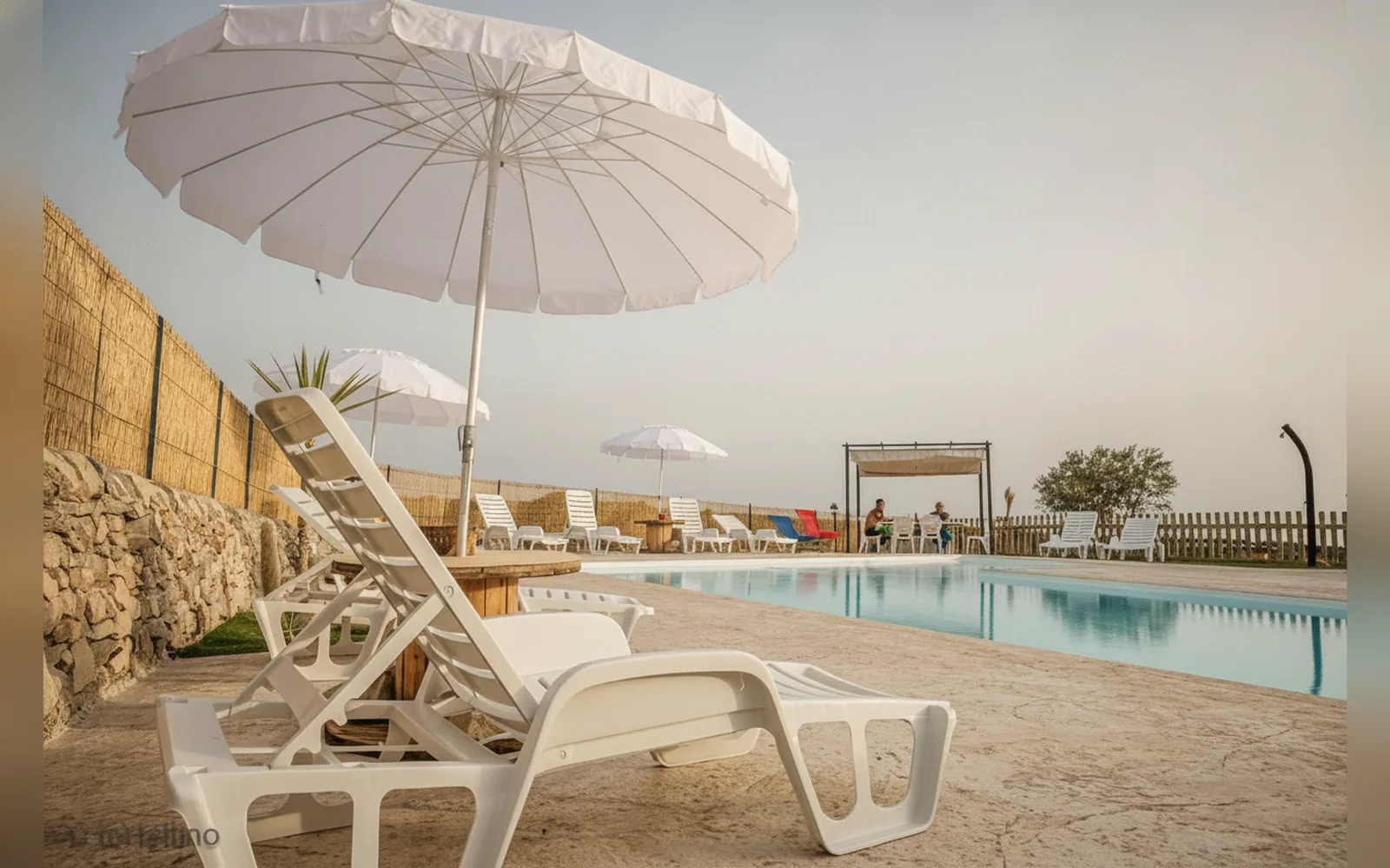 Piscina privata — A Valata di Donnafugata, Ragusa (Sicilia) (foto 2)